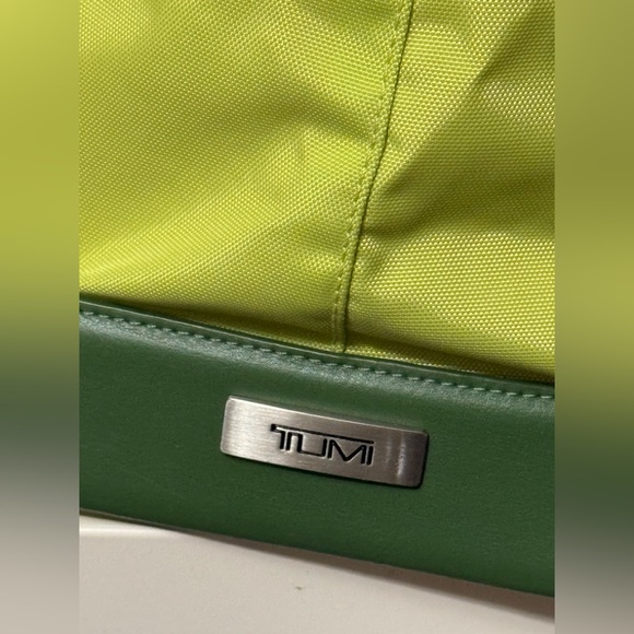 Tumi Green Tote Bag excellent condition - Picture 17 of 17